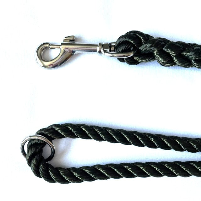 Hand Made Rope Clip Lead With Ring - 10mm diameter, 0.95m length, M.O.D. Olive